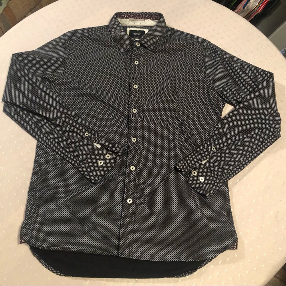 Level Ten men’s shirt. Size M